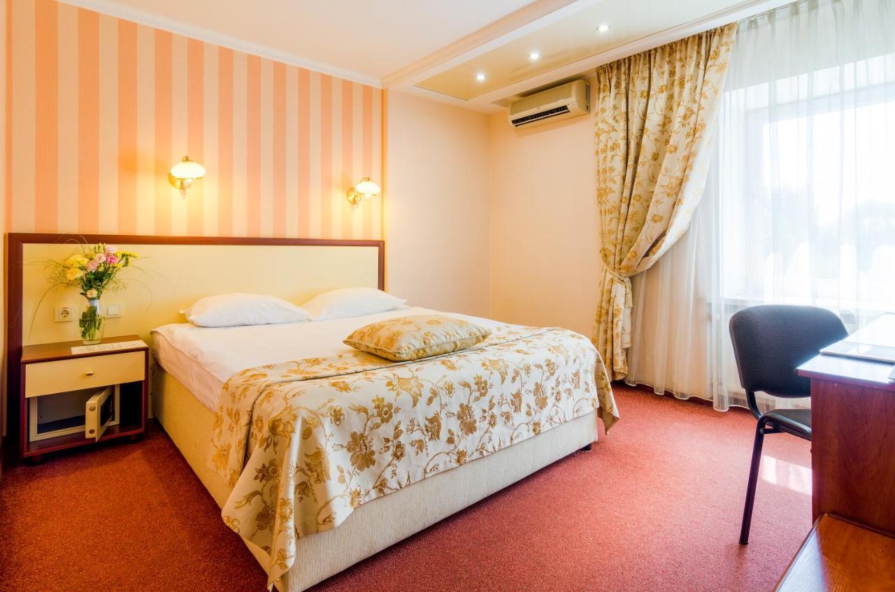 Raziotel Kryvyi Rih Exterior photo
